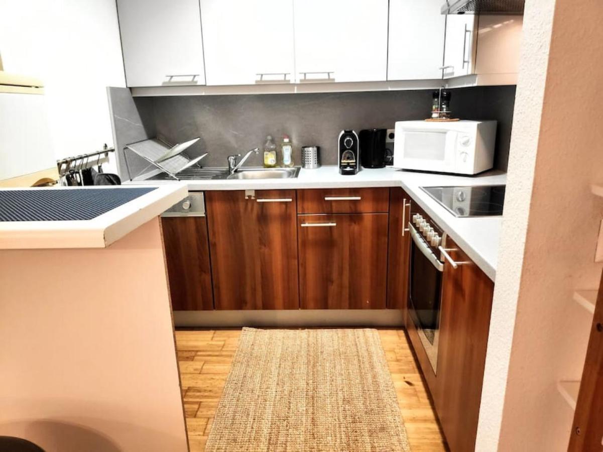 Nd Exquisites Wundervolles Ruhiges Terrassenapartment Mit Garage Wien Ngoại thất bức ảnh