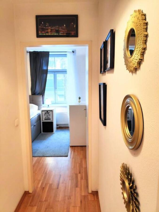 Nd Exquisites Wundervolles Ruhiges Terrassenapartment Mit Garage Wien Ngoại thất bức ảnh