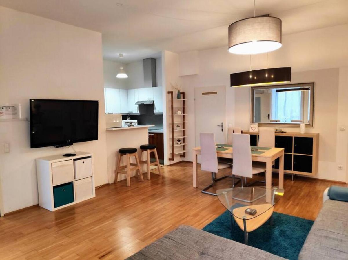 Nd Exquisites Wundervolles Ruhiges Terrassenapartment Mit Garage Wien Ngoại thất bức ảnh