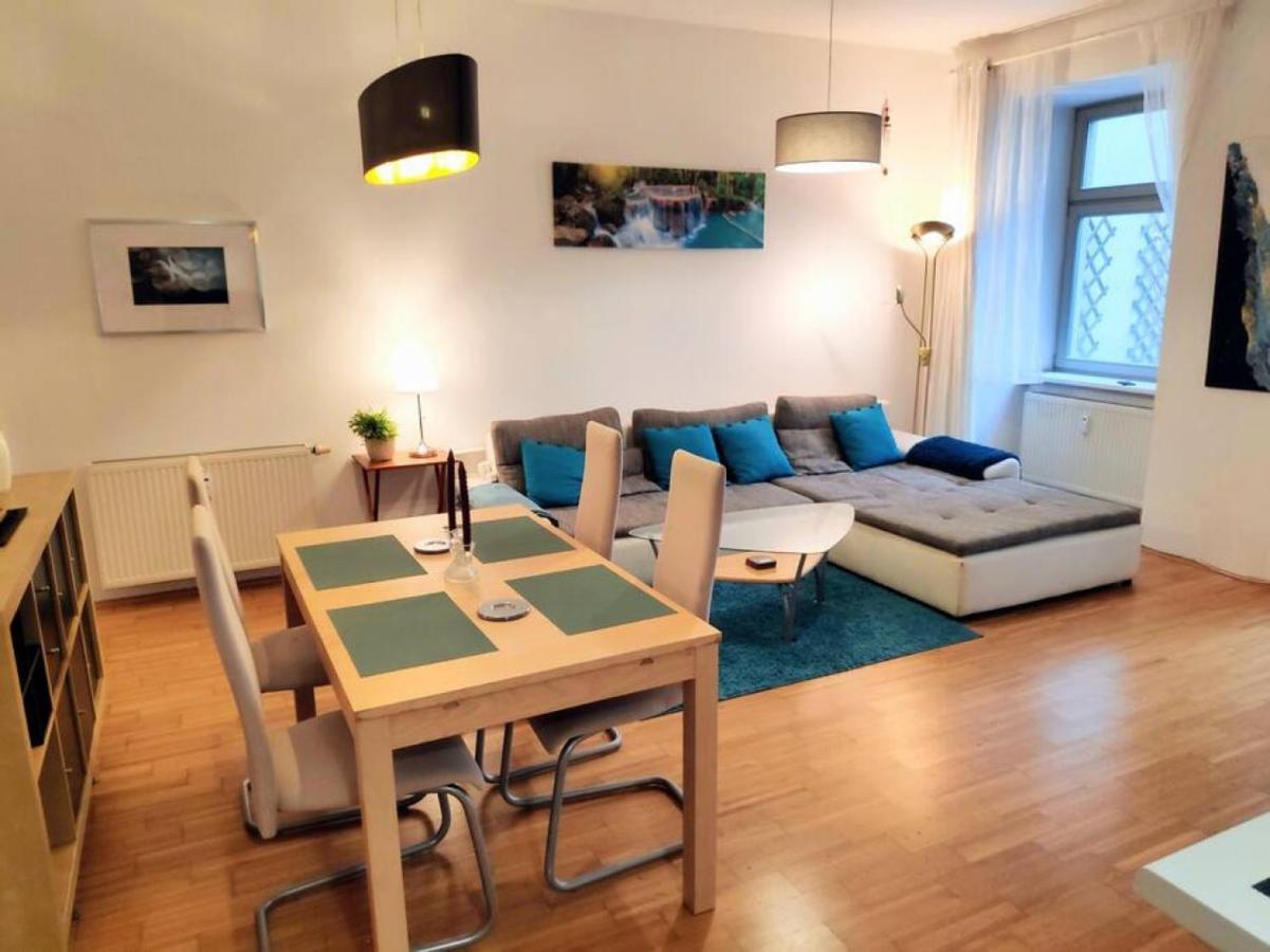 Nd Exquisites Wundervolles Ruhiges Terrassenapartment Mit Garage Wien Ngoại thất bức ảnh