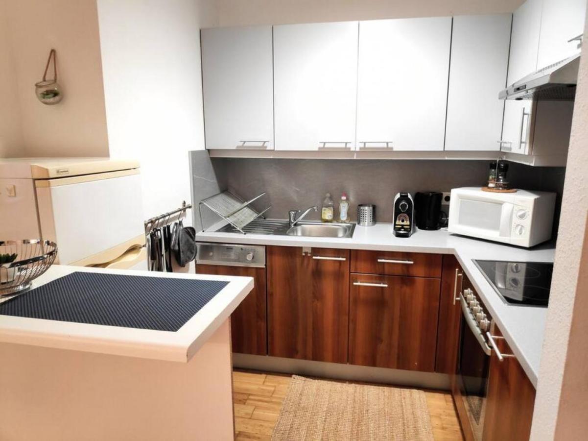Nd Exquisites Wundervolles Ruhiges Terrassenapartment Mit Garage Wien Ngoại thất bức ảnh