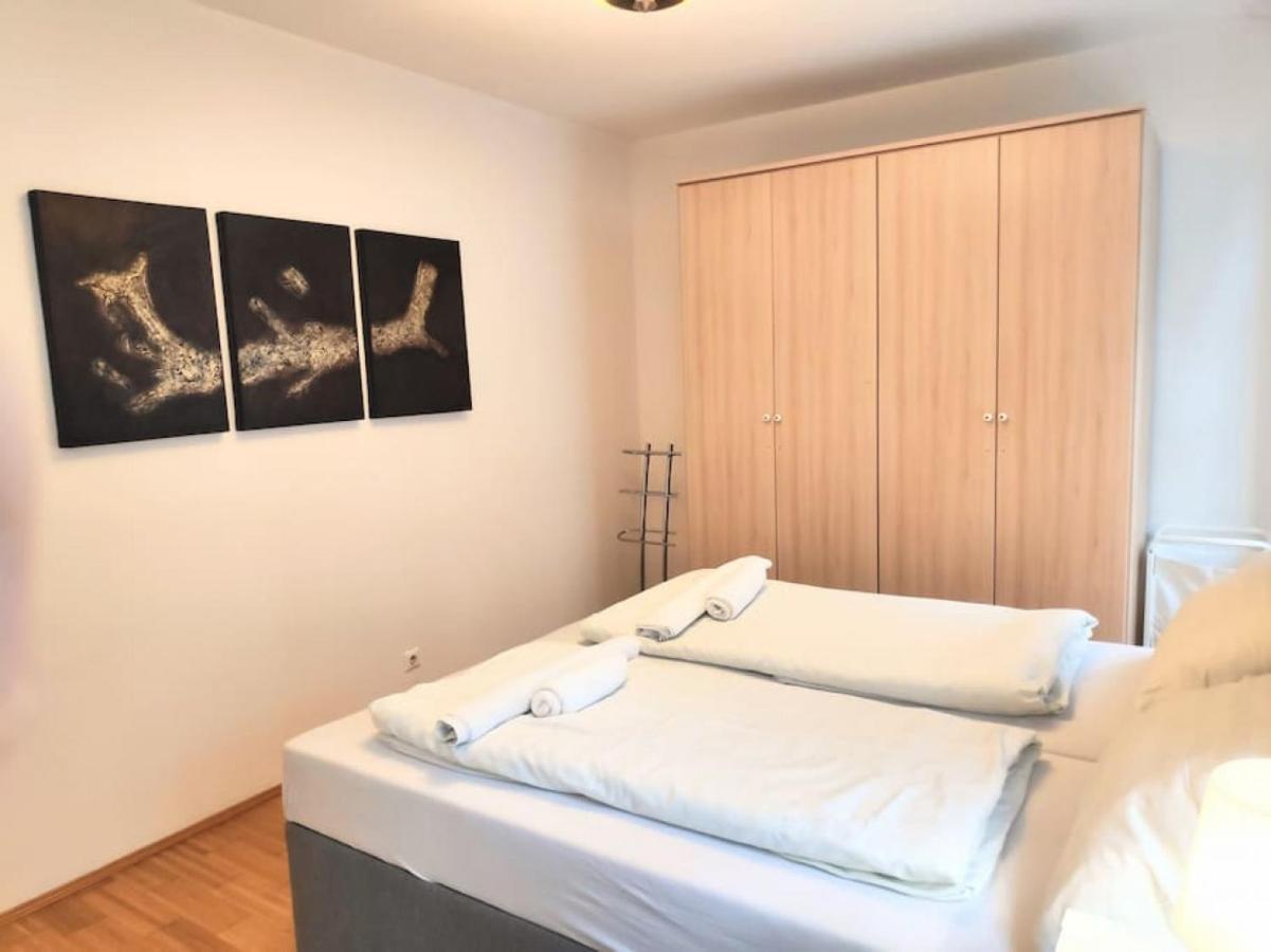 Nd Exquisites Wundervolles Ruhiges Terrassenapartment Mit Garage Wien Ngoại thất bức ảnh