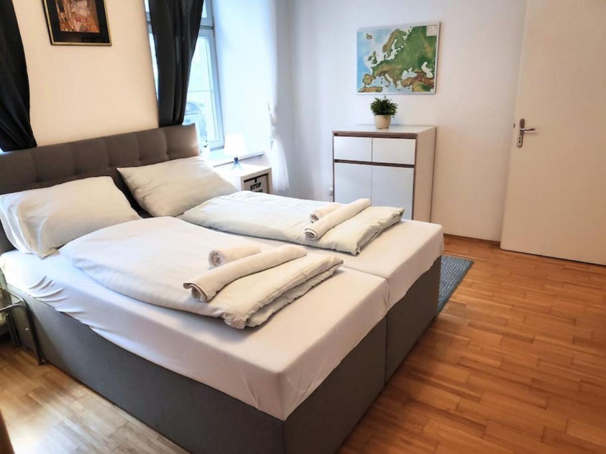 Nd Exquisites Wundervolles Ruhiges Terrassenapartment Mit Garage Wien Ngoại thất bức ảnh